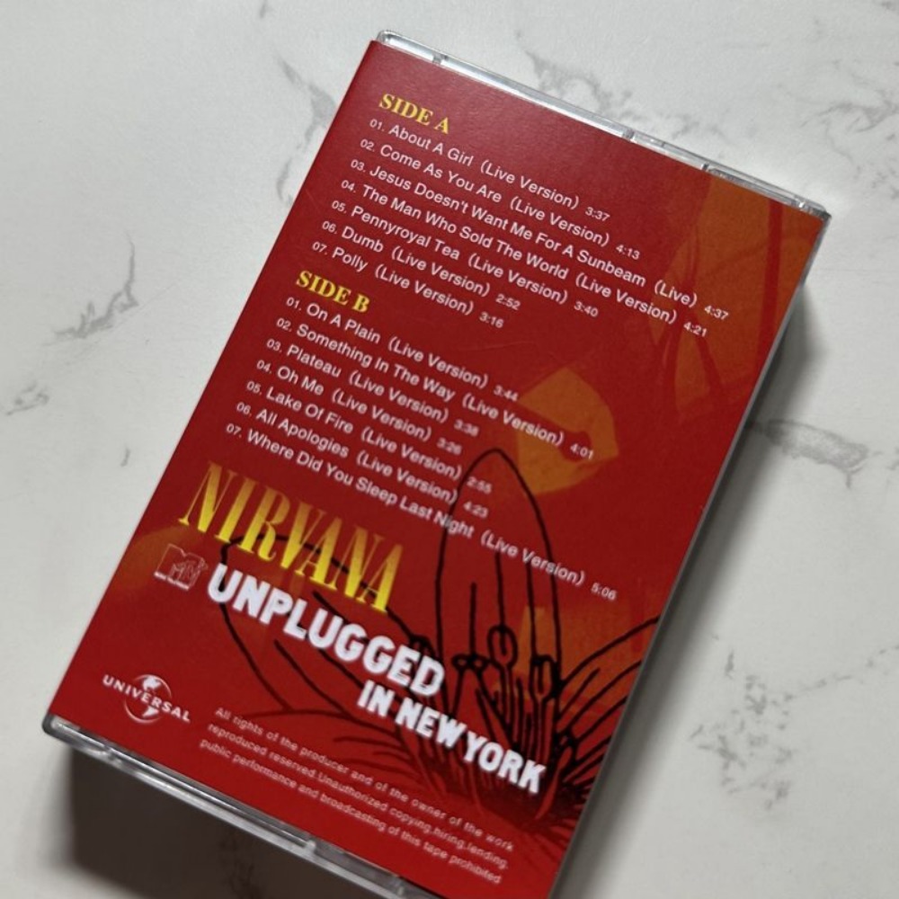 新品未開封カセットテープ ニルヴァーナ MTV アンプラグド - Live Rock のレビューと価格