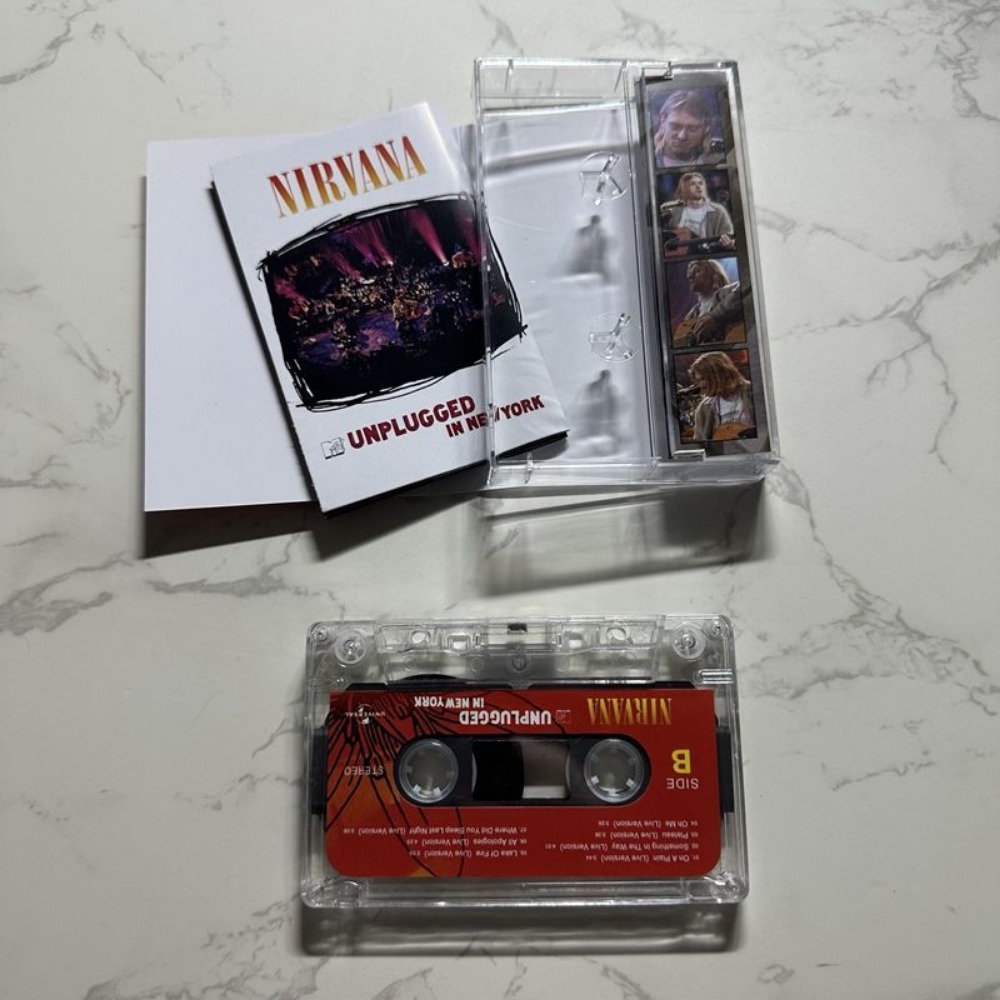 新品未開封カセットテープ ニルヴァーナ MTV アンプラグド - Live Rock のレビューと価格